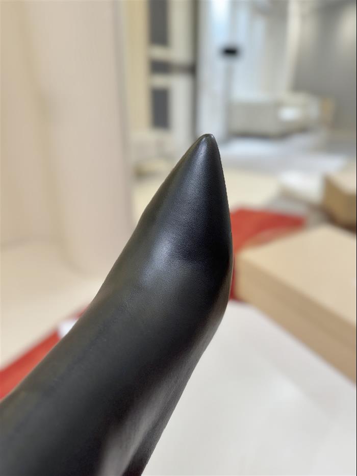 20251128175254160 610